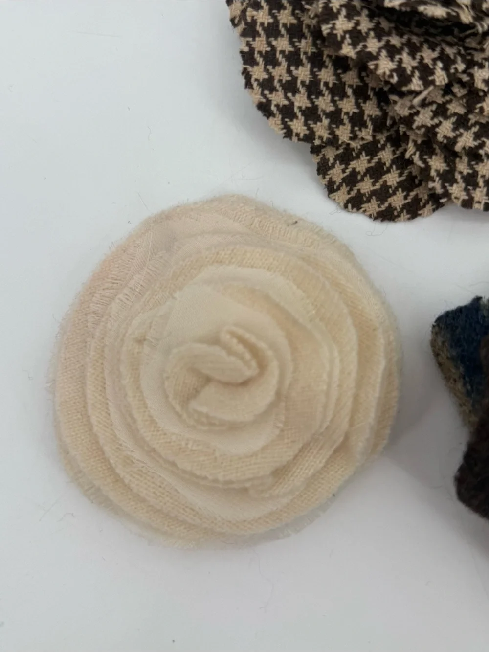 Lot of 5 Fabric Flower Brooches Plaid Houndstooth Tweed Pins Handmade Rosettes